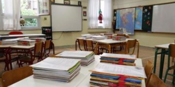 Θεσσαλονίκη: 52χρονος Δάσκαλος πέθανε μπροστά στα μάτια των μαθητών του σε σχολείο