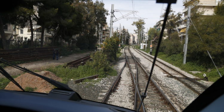 Alldaynews.gr Νεκρή γυναίκα στα Σεπόλια – Την παρέσυρε τρένο