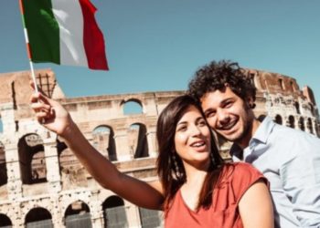 Alldaynews.gr Η Ιταλία «χτυπά» το δημογραφικό πρόβλημα: Στα τρία παιδιά δώρο αγροτεμάχιο!