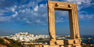 Alldaynews.gr Νόσος της Νάξου: η ασθένεια που σκοτώνει τα αγόρια και τα κορίτσια πριν τα 30