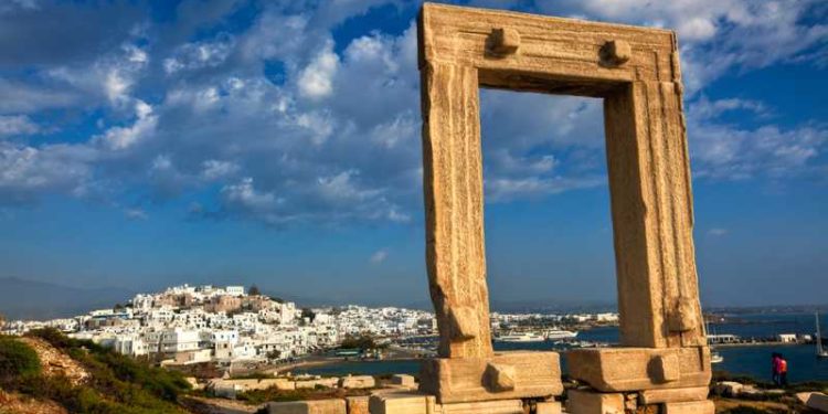 Alldaynews.gr Νόσος της Νάξου: η ασθένεια που σκοτώνει τα αγόρια και τα κορίτσια πριν τα 30