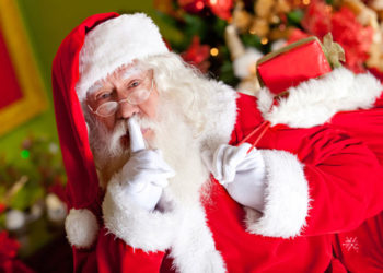 Πλήρωσε το… σπόιλερ με απόλυση – Έδιωξαν δασκάλα που είπε στα παιδιά ότι δεν υπάρχει Άγιος Βασίλης!