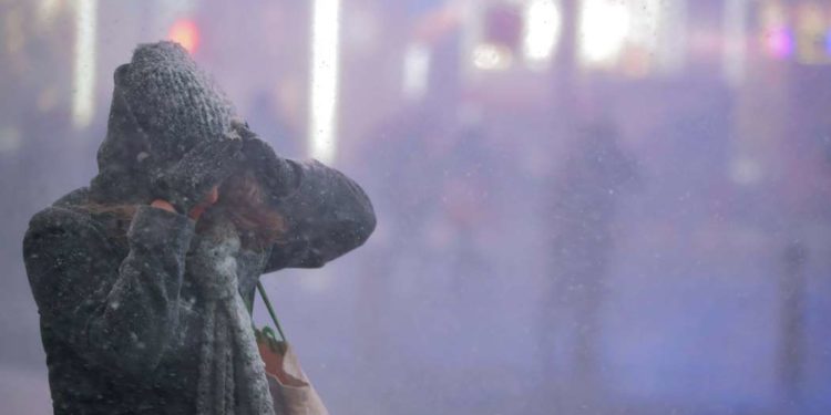 Alldaynews.gr Πολικό ψύχος στις ΗΠΑ: -50 βαθμοί, 9 νεκροί – «Μην βγαίνετε έξω και μην αναπνέετε!» (εικόνες)