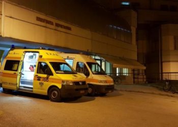 Πήγε μεθυσμένος στο νοσοκομείο και κατέληξε να τον κυνηγούν γιατροί, αστυνομικοί και security