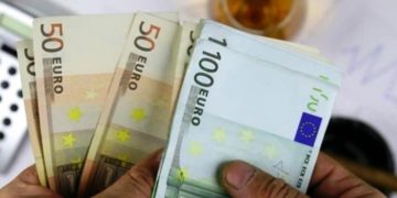 Εφάπαξ οικονομική ενίσχυση 1.000 ευρώ σε εργαζόμενους πτωχευμένων εταιρειών