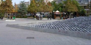 Φοιτητής αυνανιζόταν μπροστά σε κοπέλες στη Λάρισα – Τις καλούσε να τον κοιτούν