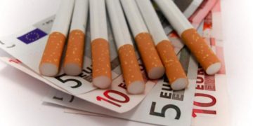 Αυξάνεται η φορολογία των τσιγάρων: Στα ύψη η τιμή του πακέτου; Καμία αύξηση λέει η ΑΑΔΕ