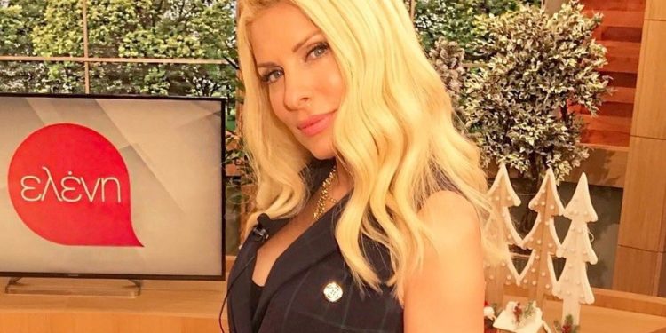 Η Ελένη Μενεγάκη υποδέχτηκε με τον πιο εντυπωσιακό τρόπο το 2019