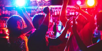 Alldaynews.gr «Μοιράζαμε μεταξύ μας τις κοπέλες στη Θεσσαλονίκη και παρέα με τους φίλους μου τις είχαμε» (vid)