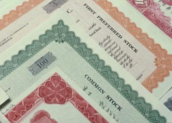 Για καρτέλ στα ομόλογα κατηγορεί 8 ευρωπαϊκές τράπεζες η Κομισιόν