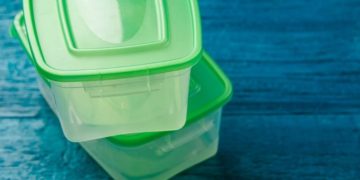 ΠΡΟΣΟΧΗ! Αν έχετε τέτοια τάπερ στην κουζίνα σας πετάξτε τα ΑΜΕΣΩΣ