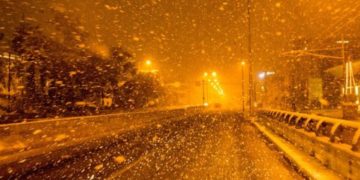 Alldaynews.gr Το έστρωσε στα βόρεια προάστια – Νιφάδες και στο κέντρο της Αθήνας! (εικόνες)