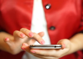 Κύπρος: Υποψήφια βουλευτής στη σύζυγο του εραστή της – «Θα σου φυτέψω σφαίρα στον εγκέφαλο»