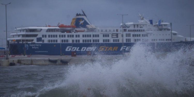 Alldaynews.gr Δεμένα τα πλοία στα λιμάνια – Ποια δρομολόγια δεν εκτελούνται