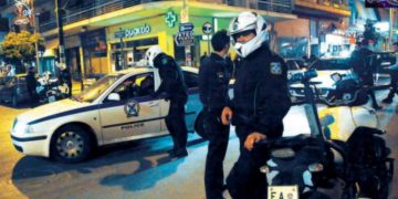 Alldaynews.gr Πειραιάς: Πήγαν για την κοπή της πίτας και έφαγαν το ξύλο της αρκούδας! Μαχαίρωσαν άντρα