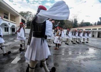 Καταγγελία Εύζωνα για τον θάνατο του Σπύρου: Το «αναπόσπαστο» που δημιουργεί κυκλοφορικά προβλήματα