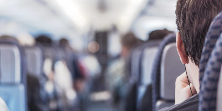 Alldaynews.gr Τρόμος στον αέρα: Χωρίς να το ξέρει βιντεοσκοπούσε τον παρ’ ολίγον θάνατο του (Vids)