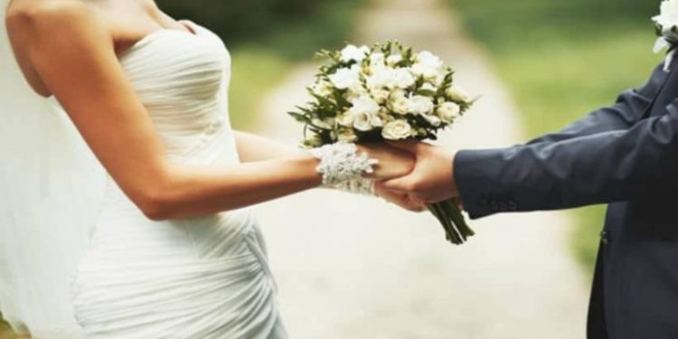 Alldaynews.gr Νύφη χώρισε τον γαμπρό… τρία λεπτά μετά τον γάμο! Δεν κάνουμε πλάκα, είναι αλήθεια