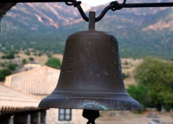 Χαλκιδική: Έκλεψαν μέχρι και την καμπάνα της εκκλησίας!