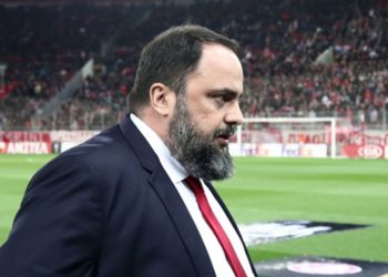 “Ντου” Μαρινάκη στα αποδυτήρια – Γιατί τρελάθηκε – Ποιους “έκραξε” – “Χαμός” στον Ολυμπιακό!