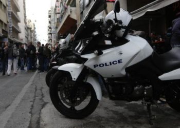 Alldaynews.gr Ξυλοδαρμός φοιτητή έξω από το Αστυνομικό Τμήμα: «Θα σου σπάσουμε τα δόντια»