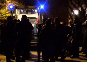 astynomia-ekav-ΕΚΑΒ-ατύχημα-ξύλο