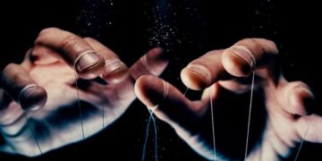 12 φράσεις των χειριστικών ανθρώπων που σας κάνουν να αισθάνεστε τρελοί