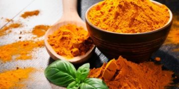 Alldaynews.gr Κουρκουμάς: Δες τι θα συμβεί στον οργανισμό σου μετά από ένα μήνα κατανάλωσης! (vid)