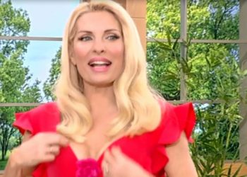 Alldaynews.gr Σήμερα: “Εγκεφαλικά” μοίρασε η Ελένη Μενεγάκη με το μπούστο της (video)