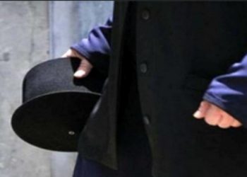 Σάλος σε γνωστό χωριό: Παπαδιά, παρακολούθησε τον παπά και τον έπιασε με την… περιπτερού!