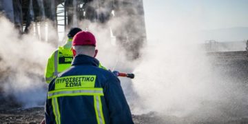 Alldaynews.gr Τραγωδία στη Θεσσαλονίκη: Νεκρός πυροσβέστης κατά τη διάρκεια κατάσβεσης πυρκαγιάς
