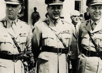 Λαμόγια στο… χακί: Τα απίστευτα σκάνδαλα της χούντας (pics)