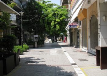 Λάρισα: Μπήκε στο κατάστημα και βρήκε νεκρή την αδερφή της – Σκηνές αρχαίας τραγωδίας!