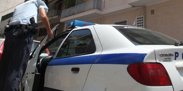 Alldaynews.gr Βόλος: «Φοβάμαι για τη ζωή μου και αιτία είναι ο ανιψιός μου» – Το επεισόδιο, οι ύβρεις και οι ζημιές!