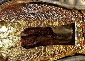 Τι συμβαίνει με όσους ασπάζονται το άφθαρτο χέρι της Αγίας Μαρίας της Μαγδαληνής