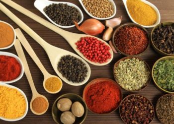 Αυτό είναι το μπαχαρικό που αδυνατίζει