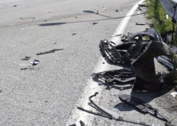 Τροχαίο με νεκρή νεαρή στη Μεσογείων – Μιλούσε στο κινητό, δεν φορούσε ζώνη – Εικόνες σοκ