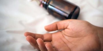 Alldaynews.gr Κρήτη: Χώρισε και πήγε σε ξενοδοχείο να αυτοκτονήσει- Έστειλε μήνυμα και πήρε ένα μπουκάλι χάπια…