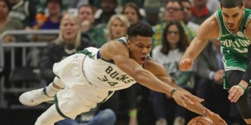 Alldaynews.gr Το πήρε πάνω του ο Γιάννης και οι Μπακς έφεραν τη σειρά στα ίσια! (video)