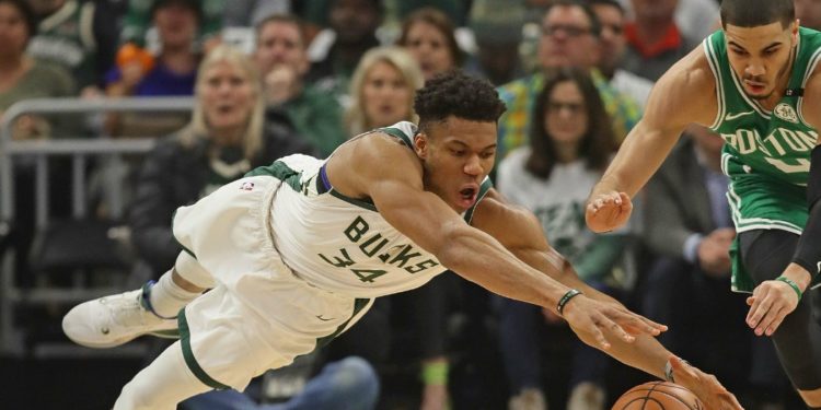 Alldaynews.gr Το πήρε πάνω του ο Γιάννης και οι Μπακς έφεραν τη σειρά στα ίσια! (video)