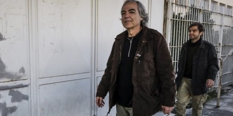 Alldaynews.gr Ο Δημήτρης Κουφοντίνας μεταφέρθηκε στο νοσοκομείο Βόλου