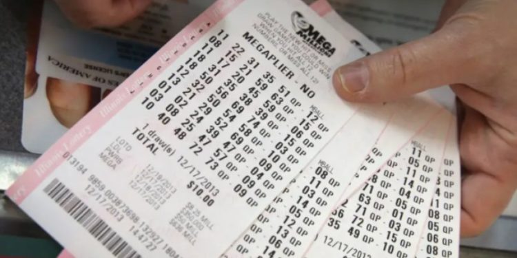 Alldaynews.gr Έπαιζε επί 13 χρόνια τους αριθμούς που είδε στον ύπνο του και τελικά κέρδισε 1 εκ. δολάρια