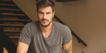 Alldaynews.gr Σε αυτόν τον παίκτη του MasterChef πρότεινε συνεργασία o Άκης Πετρετζίκης (video)