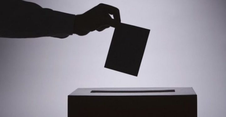 Εκλογές βίας και νοθείας στην Ελλάδα – Το αίμα, οι «νεκροί» ψηφοφόροι και οι… παραγεμισμένες κάλπες