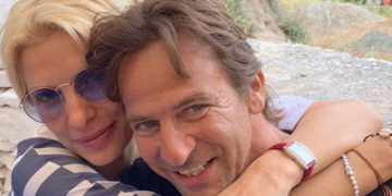 Ελένη Μενεγάκη: Κι όμως αυτή είναι η πρώτη δημόσια ερωτική εξομολόγηση στον Μάκη της!