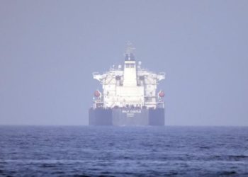 «Στα κόκκινα» η ένταση στο Ορμούζ: Το Ιράν κατέλαβε βρετανικό τάνκερ