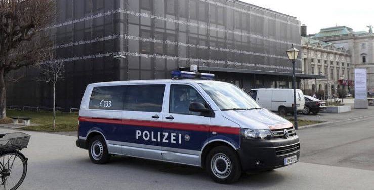 Alldaynews.gr Αυστρία: Γιατρός κατηγορείται ότι κακοποίησε σεξουαλικά τουλάχιστον 95 αγόρια