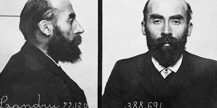 Ο διαβόητος serial killer που έταζε γάμο σε χήρες και τις έκαιγε στον φούρνο του