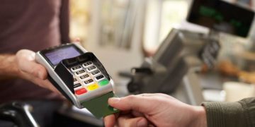 Alldaynews.gr Αλλάζουν όλα στις ανέπαφες συναλλαγές: Τι πρέπει να γνωρίζετε για πληρωμές με κάρτα