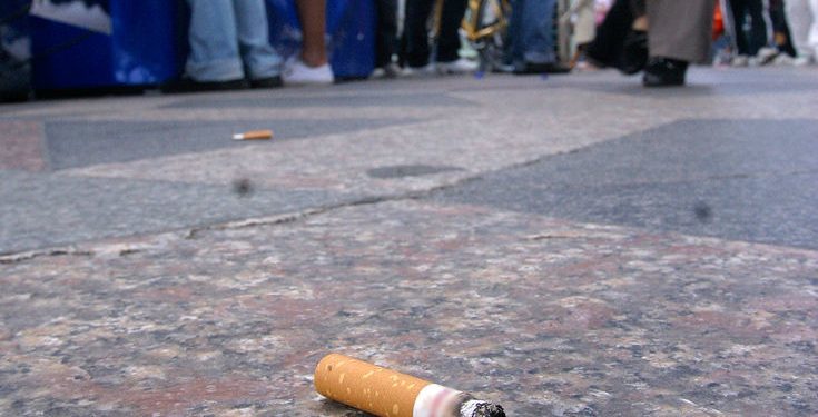 Γαλλία: Ναρκώνουν ανθρώπους με δηλητηριασμένα τσιγάρα για να τους κλέψουν